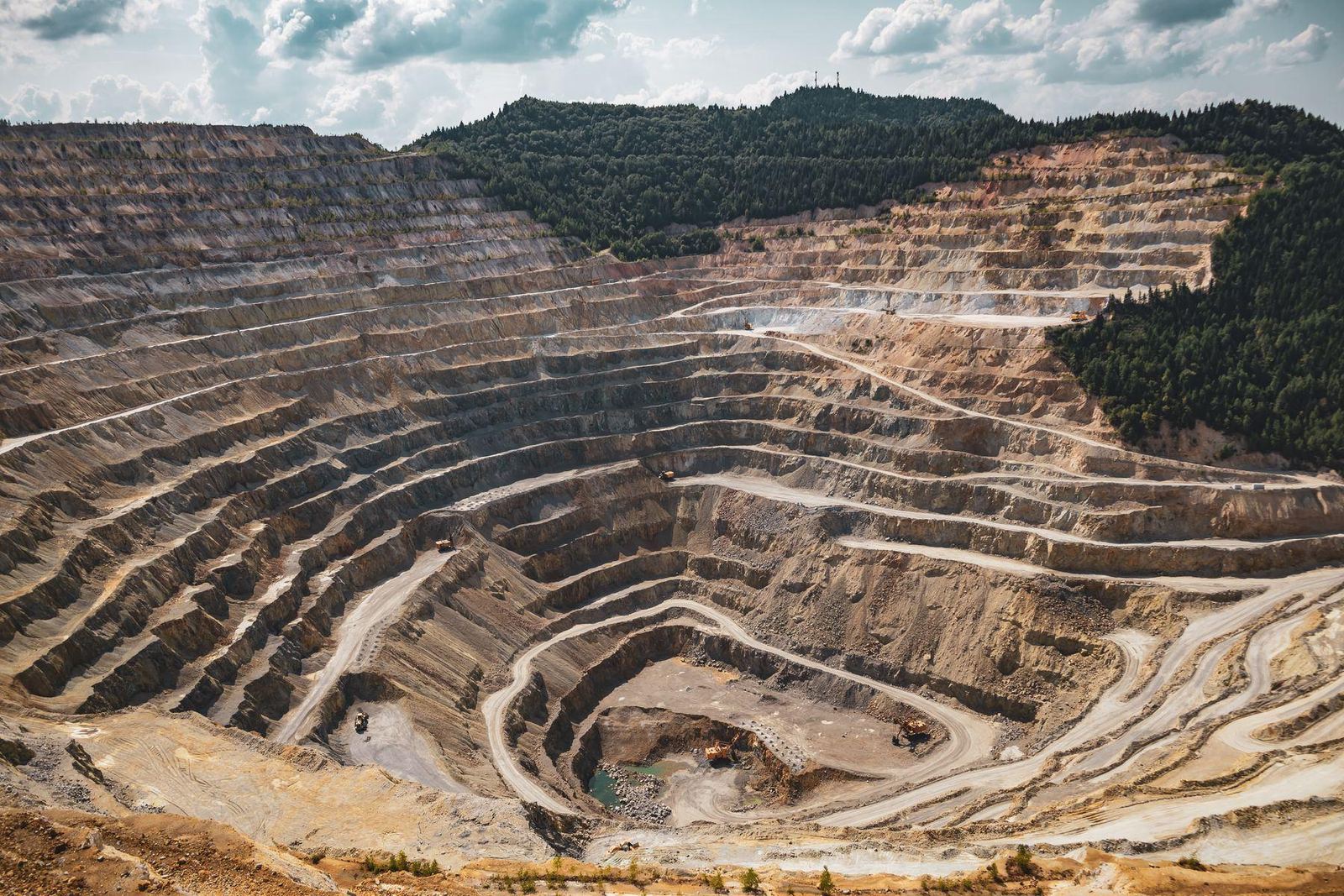 Open-pit mine terraces